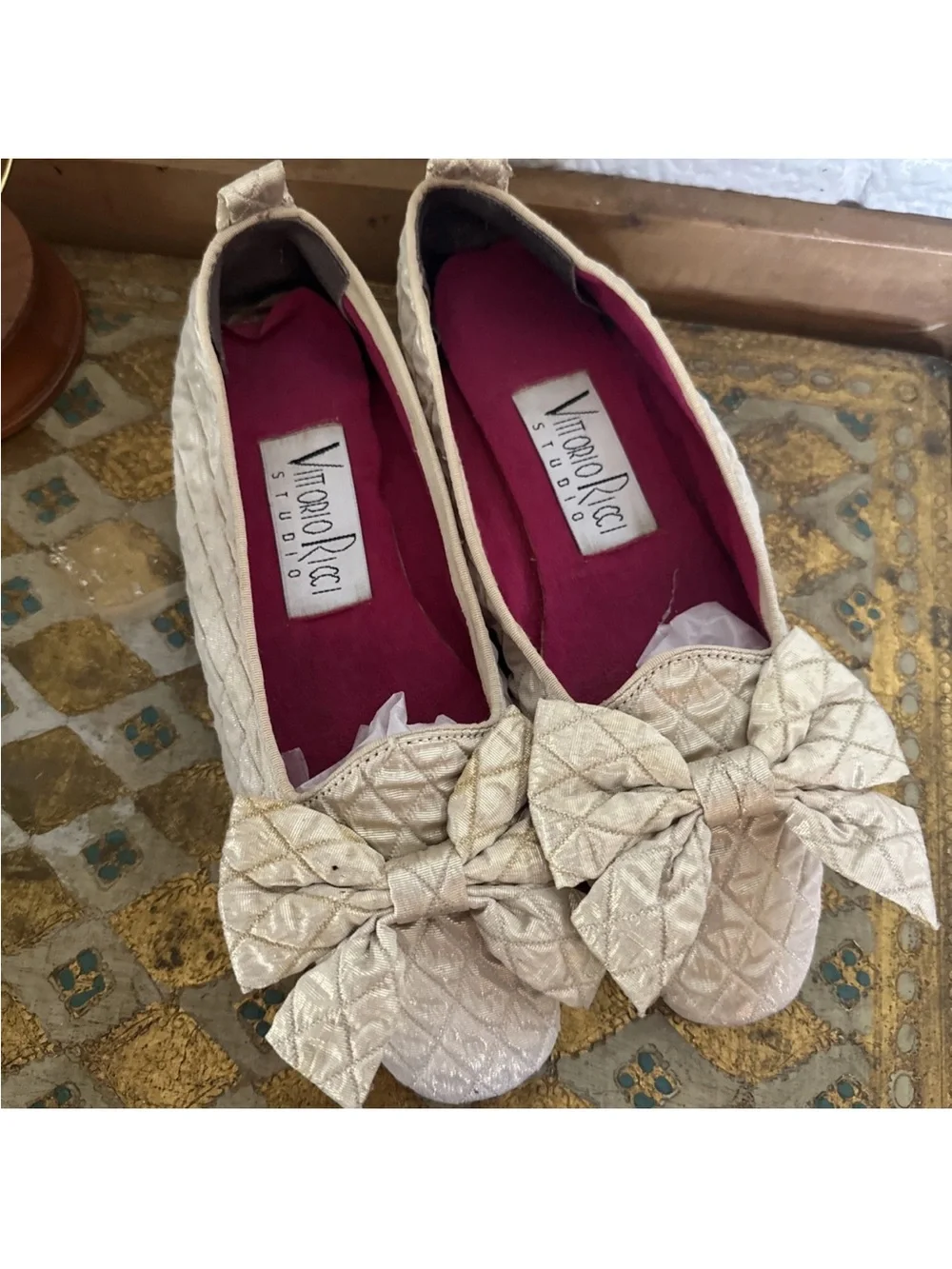 VINTAGE VITORIA RICCI STUDIO GOLD BROCADE FLATS SIZE 7B